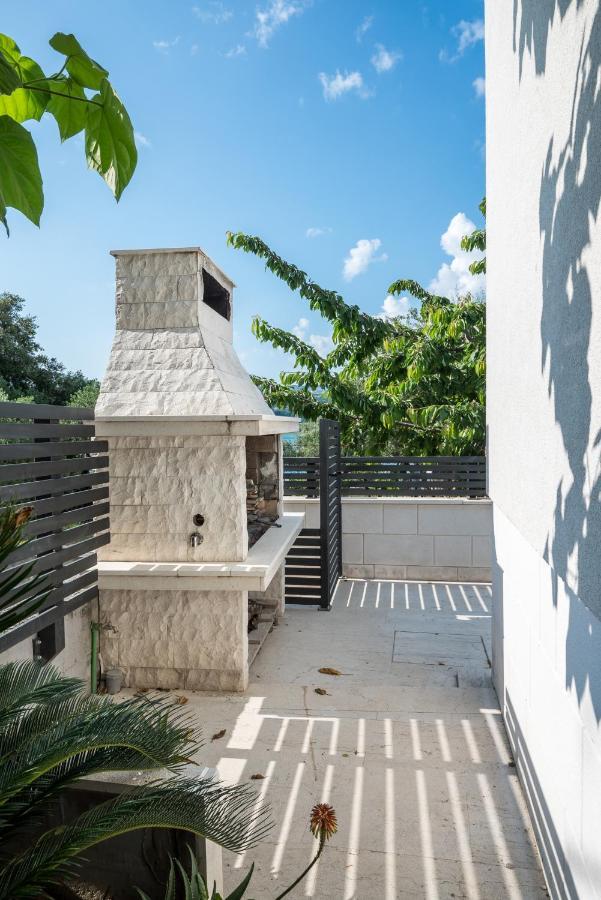 Vdl Apartments Trogir Exterior foto