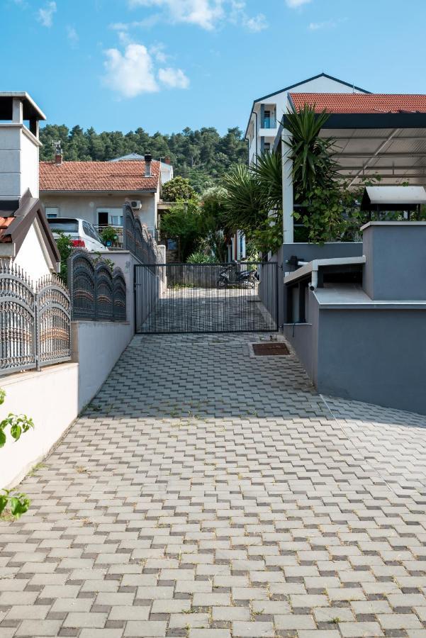 Vdl Apartments Trogir Exterior foto
